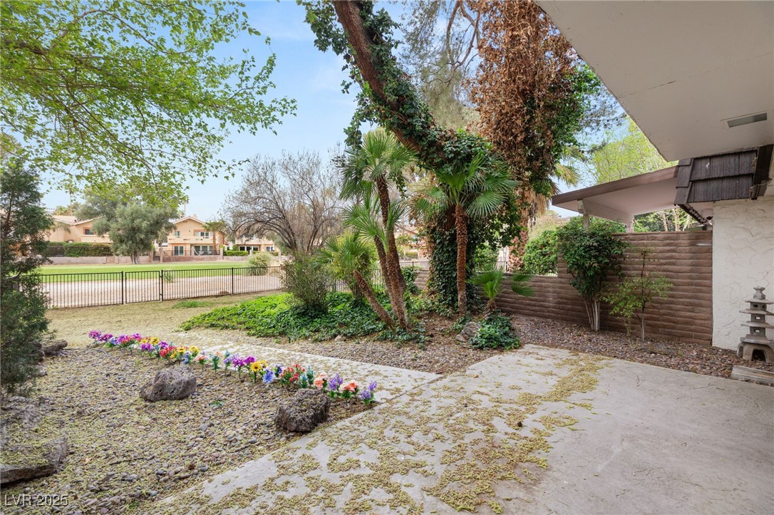 2935 PINEHURST Drive