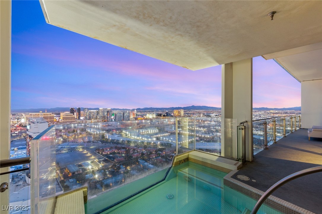 4381 West FLAMINGO Road 57306