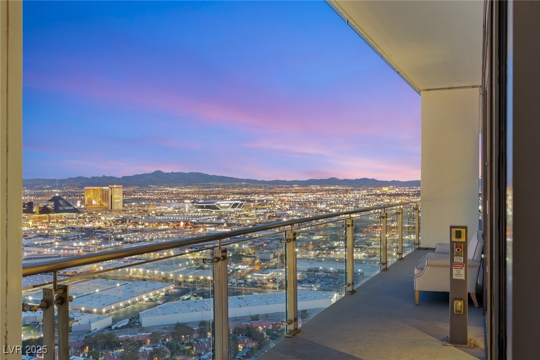 4381 West FLAMINGO Road 57306