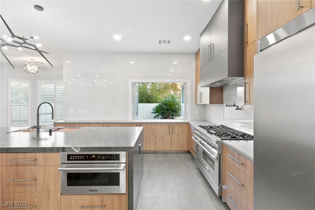 2236 TIMBER ROSE Drive