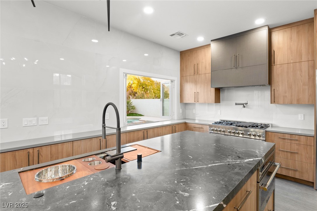 2236 TIMBER ROSE Drive