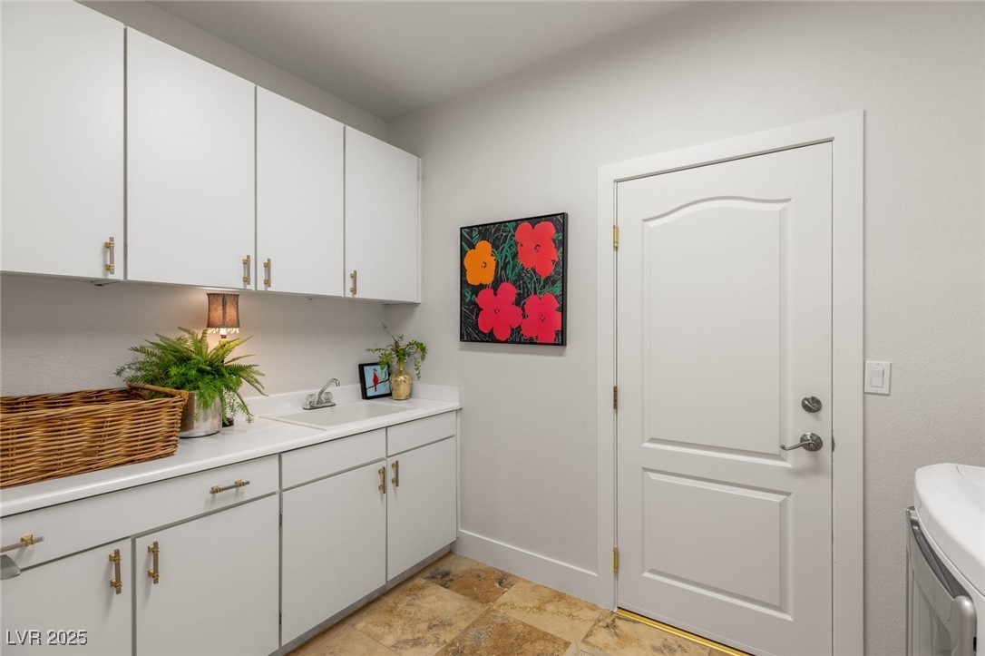 8801 ROZETTA Court