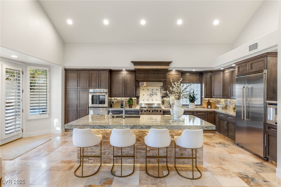 8801 ROZETTA Court