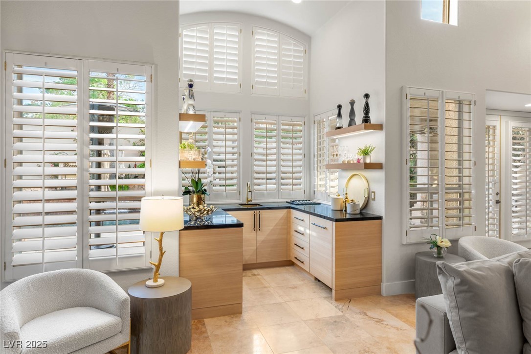 8801 ROZETTA Court
