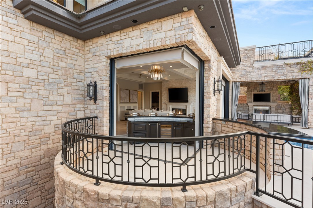 34 Meadowhawk Lane