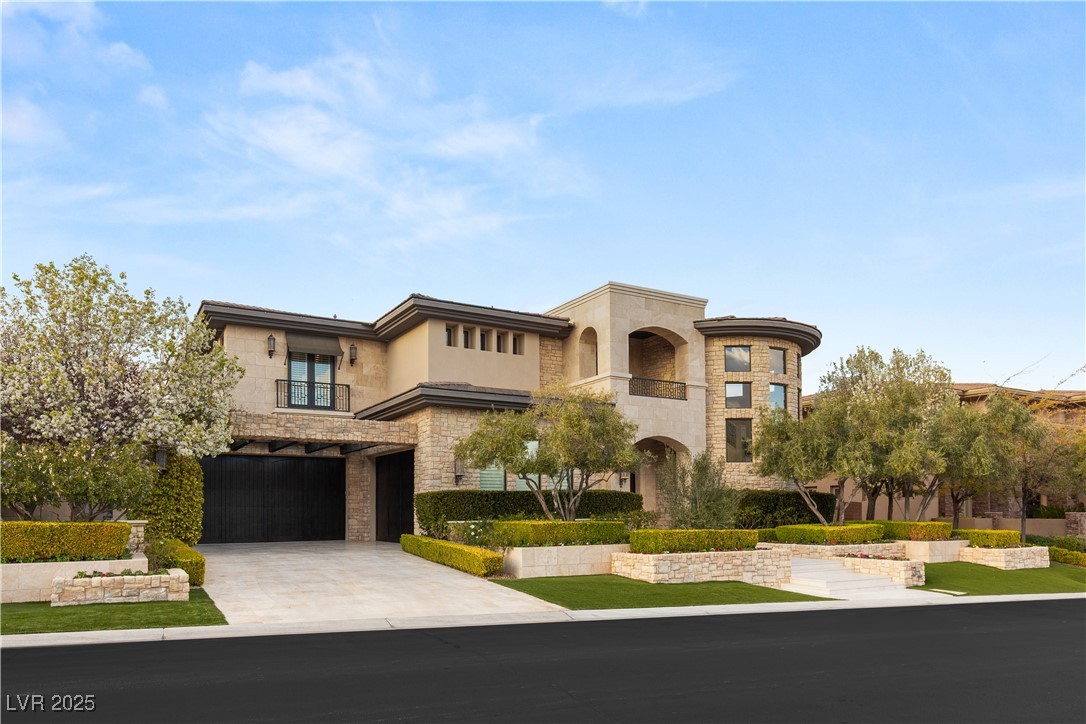 34 Meadowhawk Lane