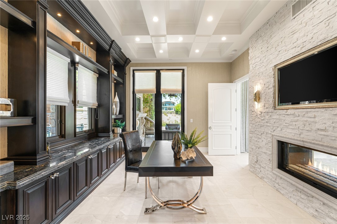 34 Meadowhawk Lane