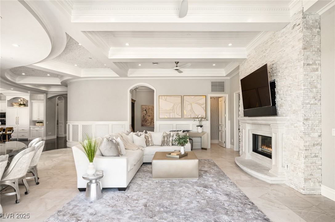 34 Meadowhawk Lane