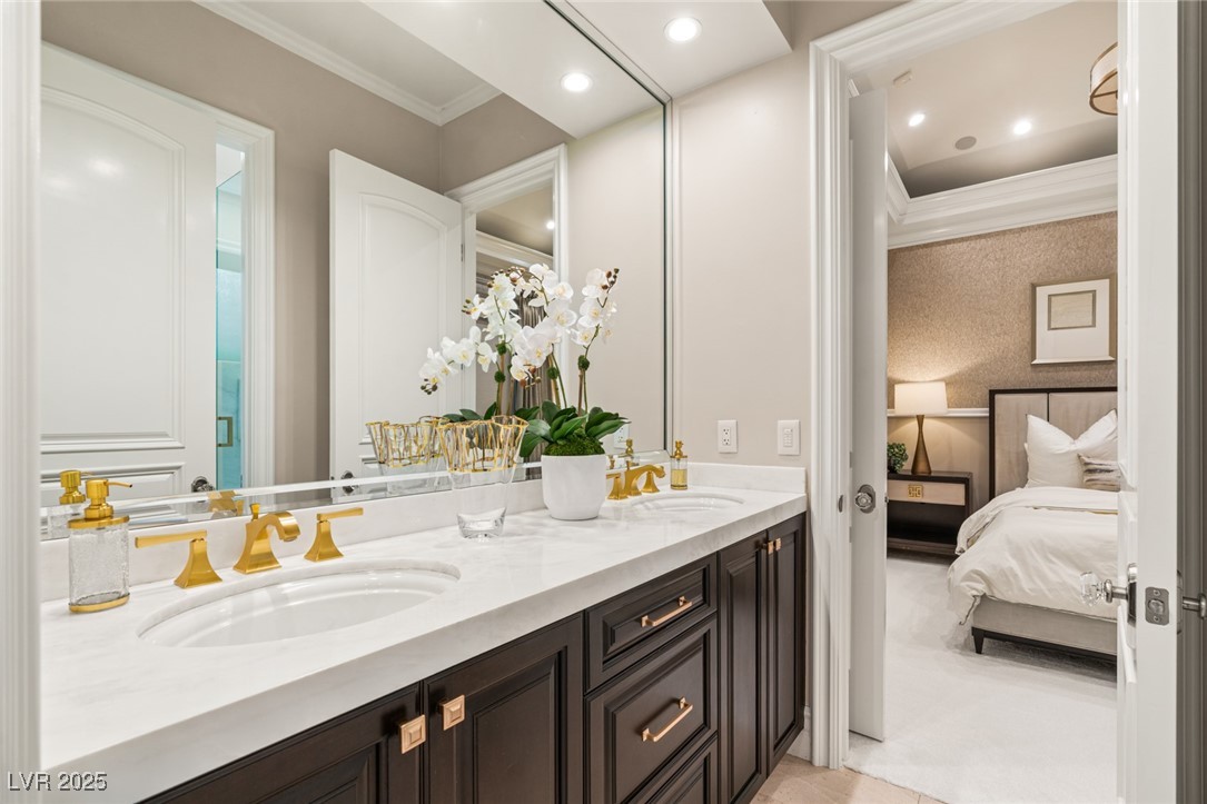 34 Meadowhawk Lane