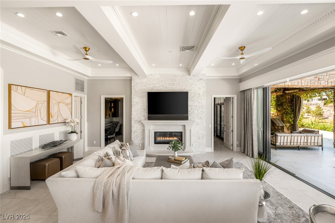 34 Meadowhawk Lane
