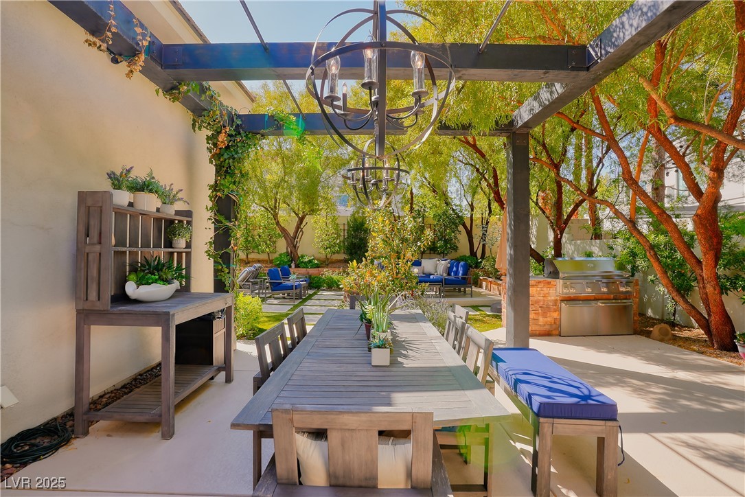 9500 BALATTA CANYON Court