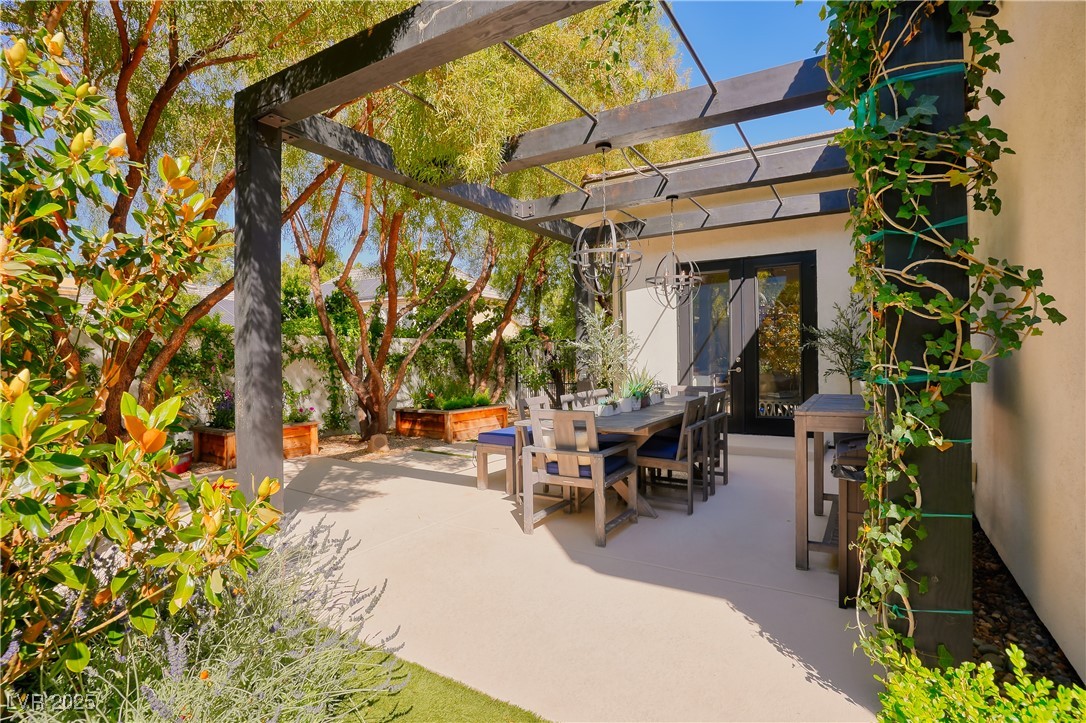 9500 BALATTA CANYON Court
