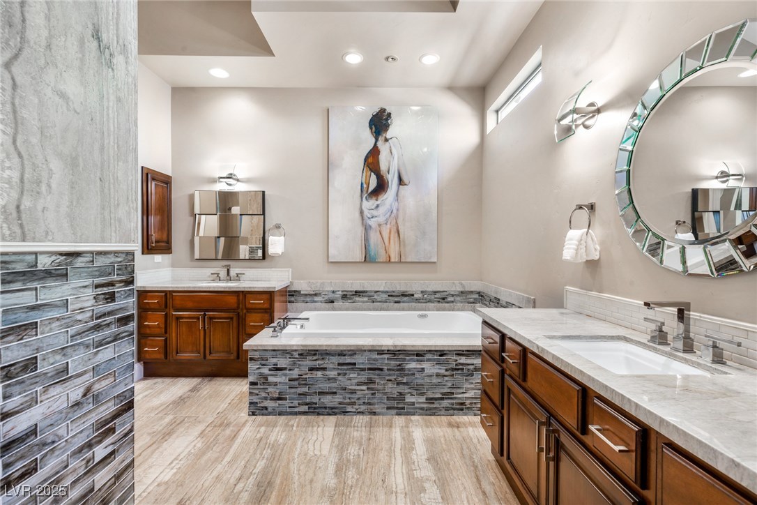9500 BALATTA CANYON Court