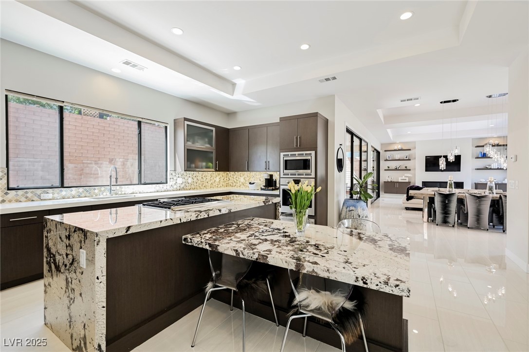 19 GARDEN RAIN Drive