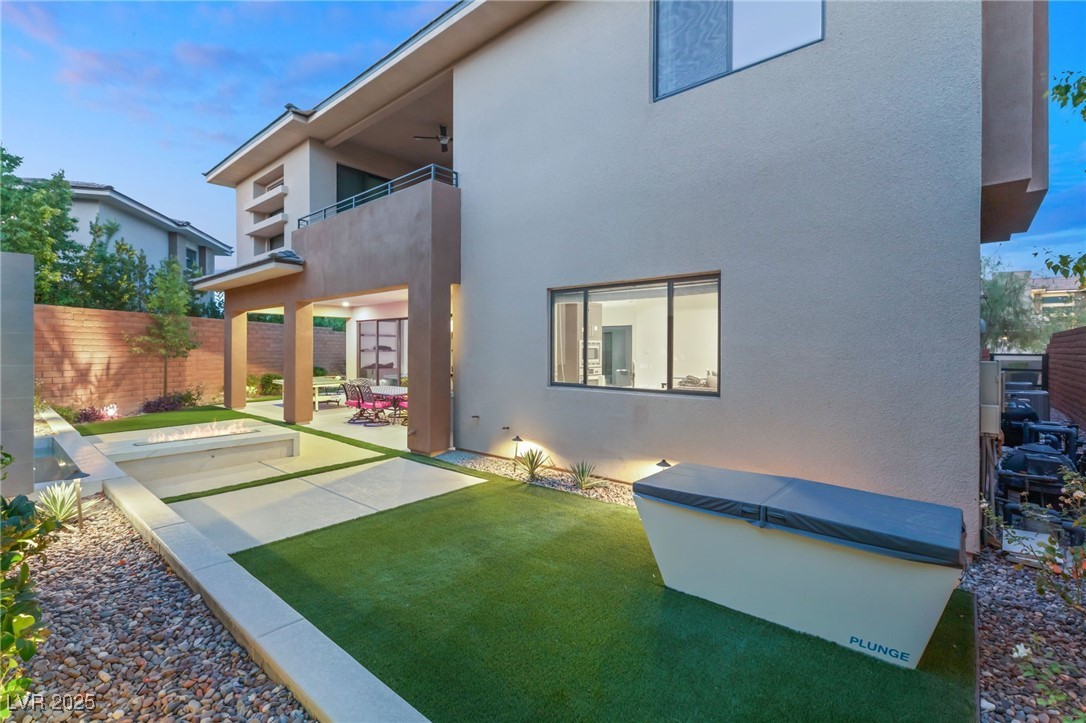 19 GARDEN RAIN Drive