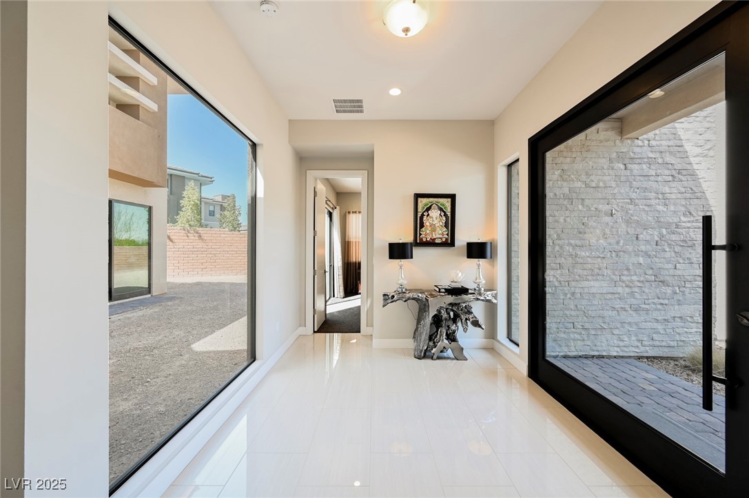 19 GARDEN RAIN Drive