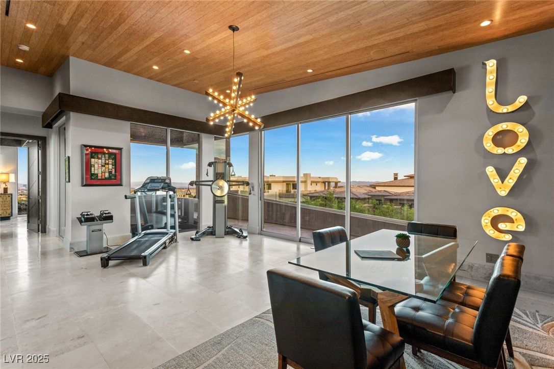 8 Meadowhawk Lane