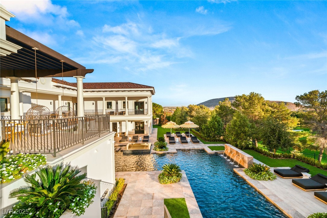 48 Augusta Canyon Way
