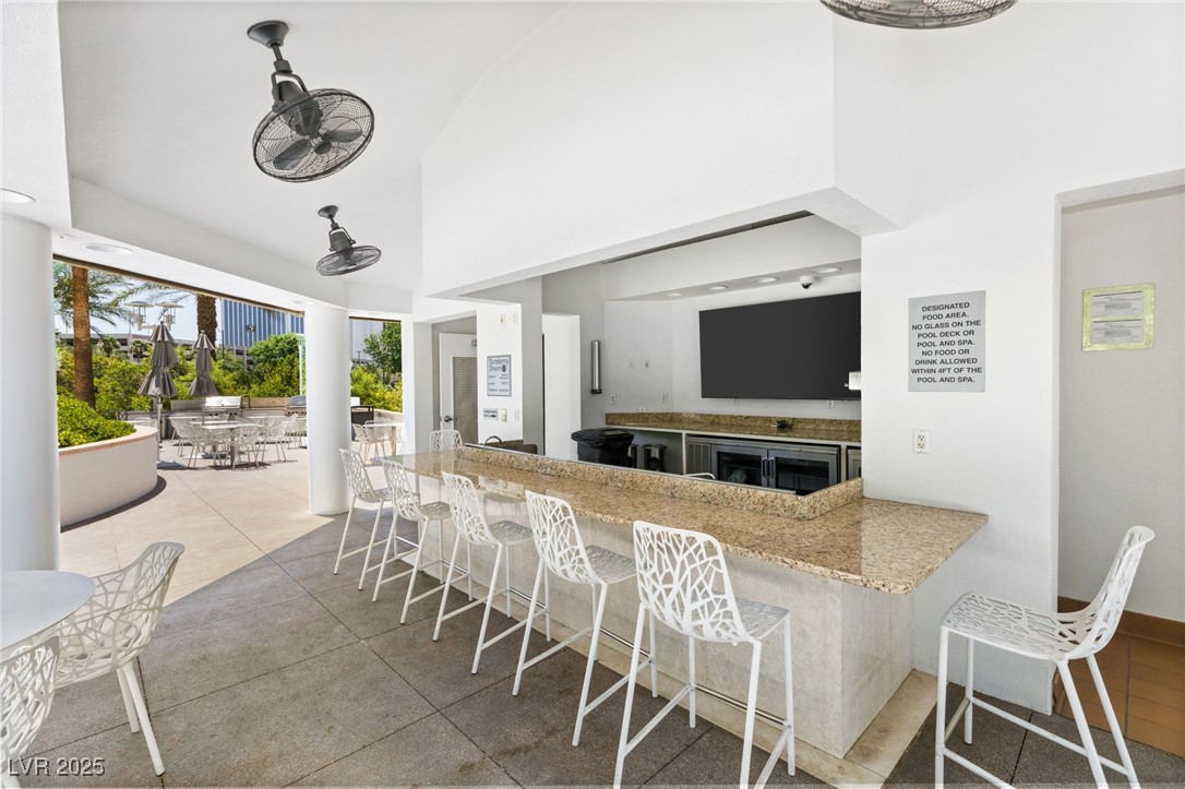 222 Karen Avenue 3305
