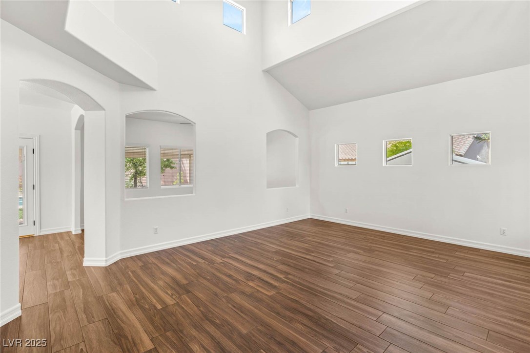215 SUNLIGHT PEAK Street