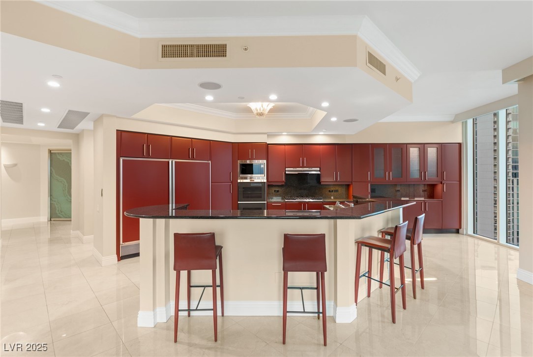 2747 Paradise Road 2704