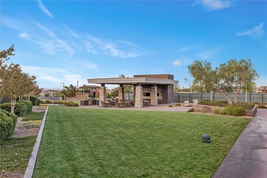 6804 Regency Stone Way