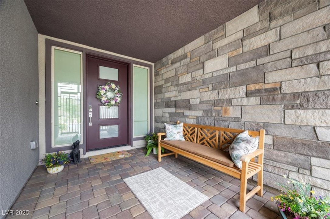 6804 Regency Stone Way