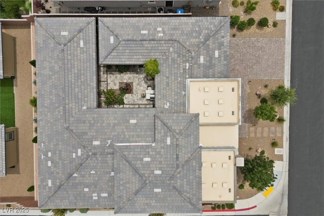 6804 Regency Stone Way