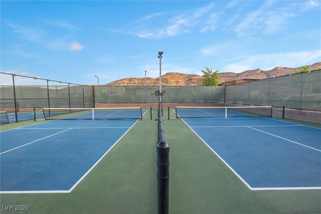 6804 Regency Stone Way