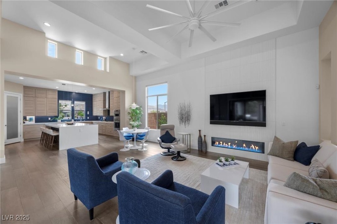 6804 Regency Stone Way