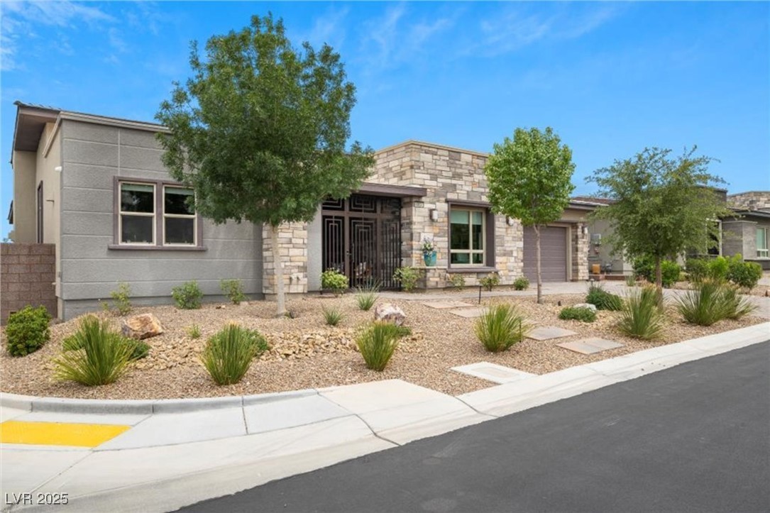 6804 Regency Stone Way