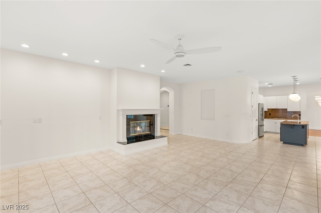 1905 IRON RIDGE Drive