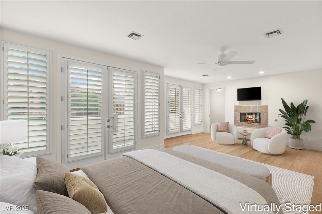 1905 IRON RIDGE Drive