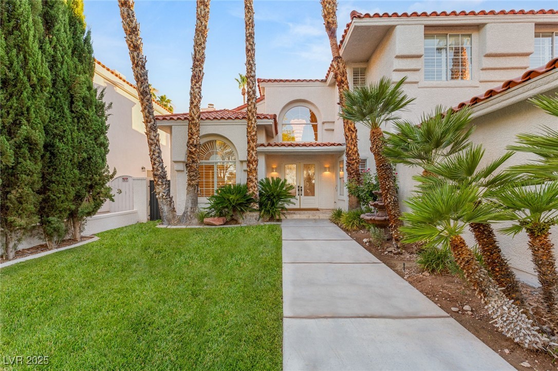 1905 IRON RIDGE Drive
