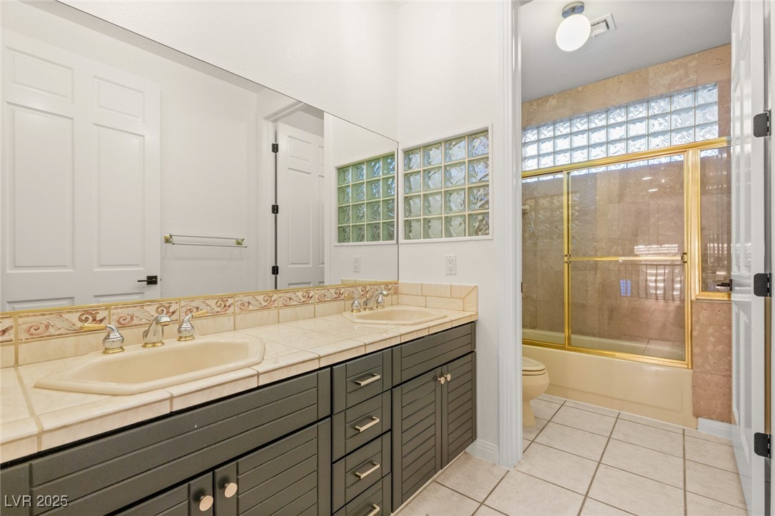 1905 IRON RIDGE Drive