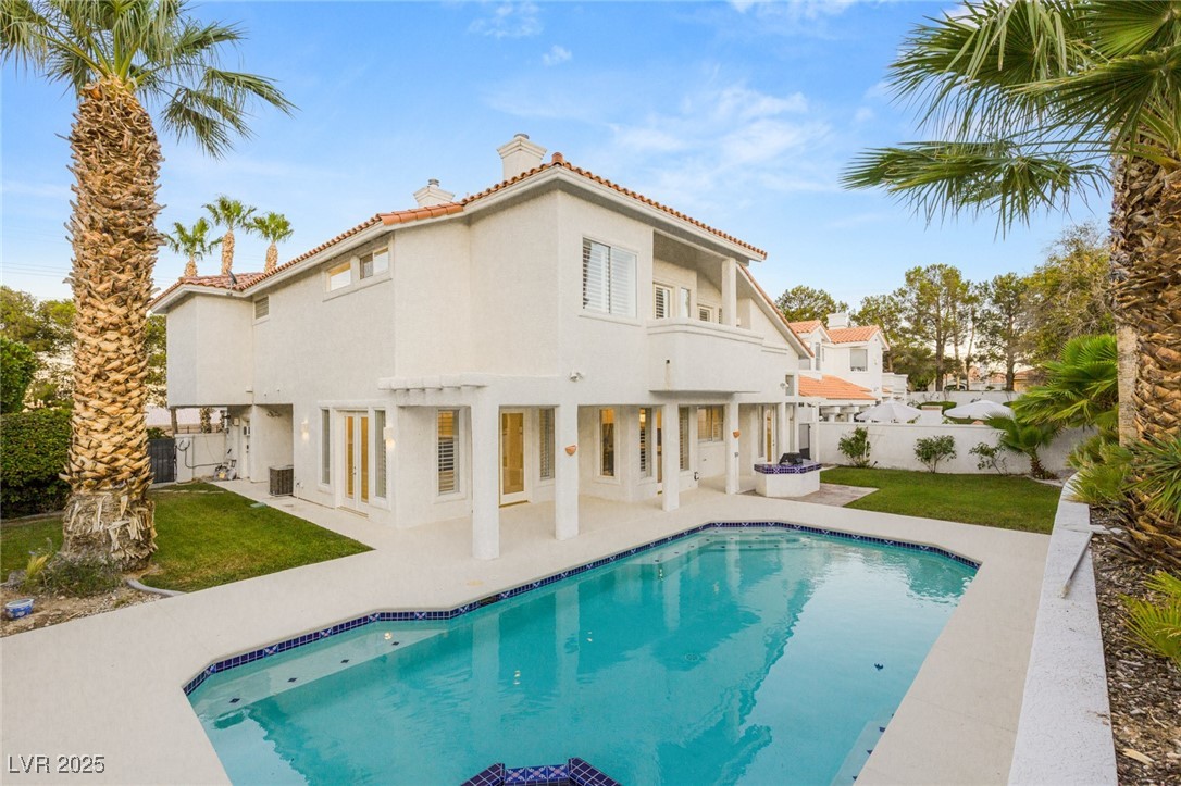 1905 IRON RIDGE Drive