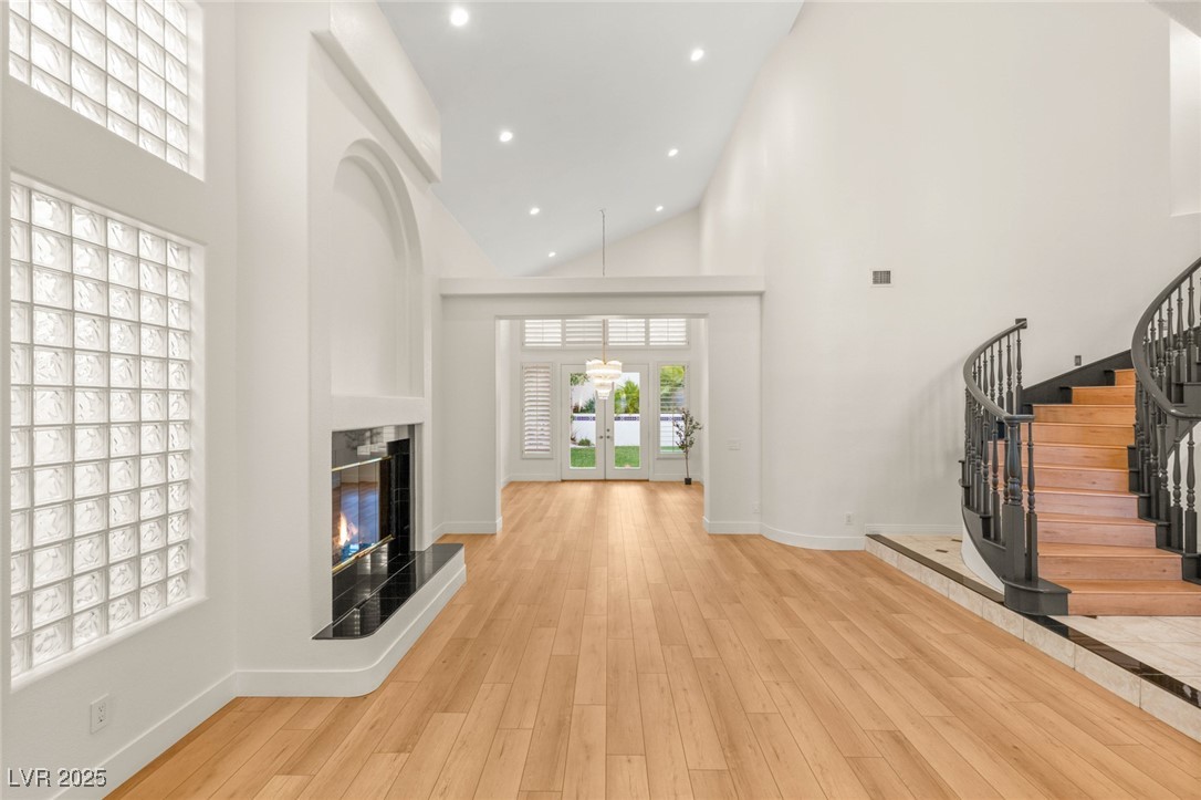 1905 IRON RIDGE Drive