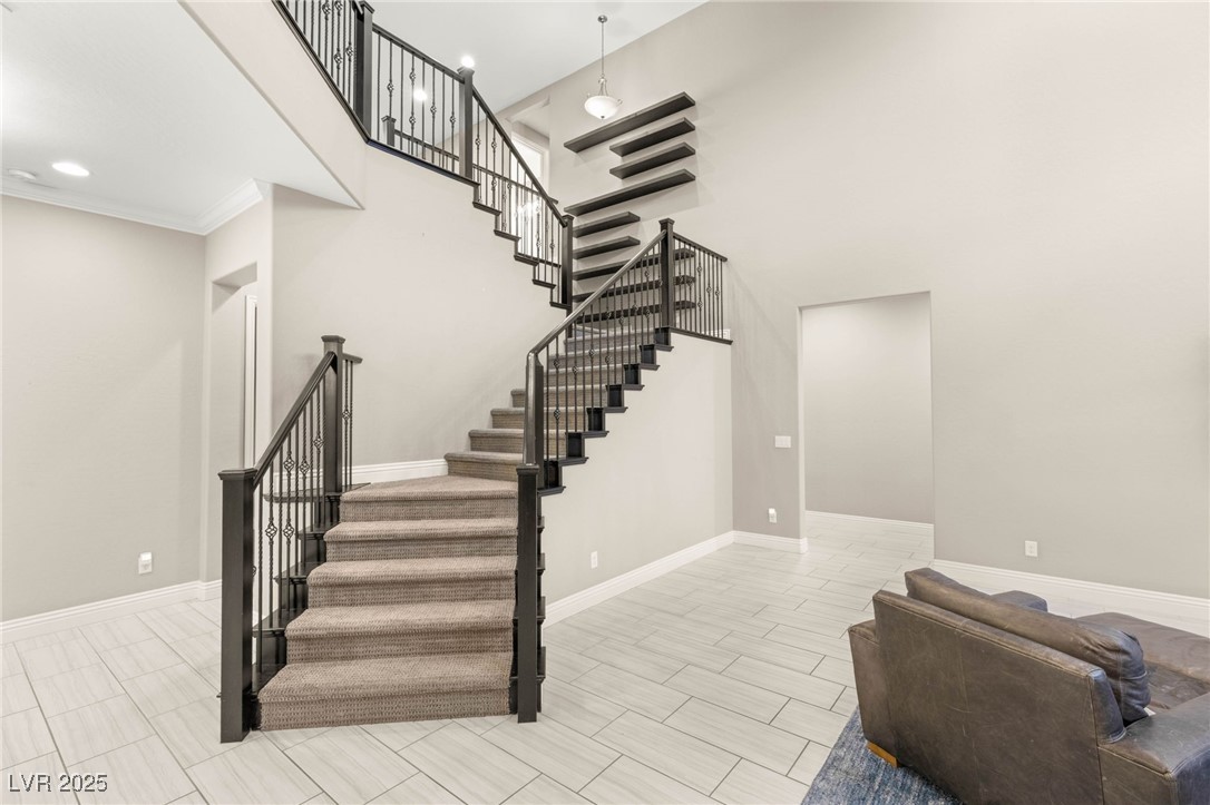 5676 CORONA VISTA Street