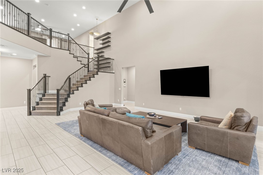 5676 CORONA VISTA Street