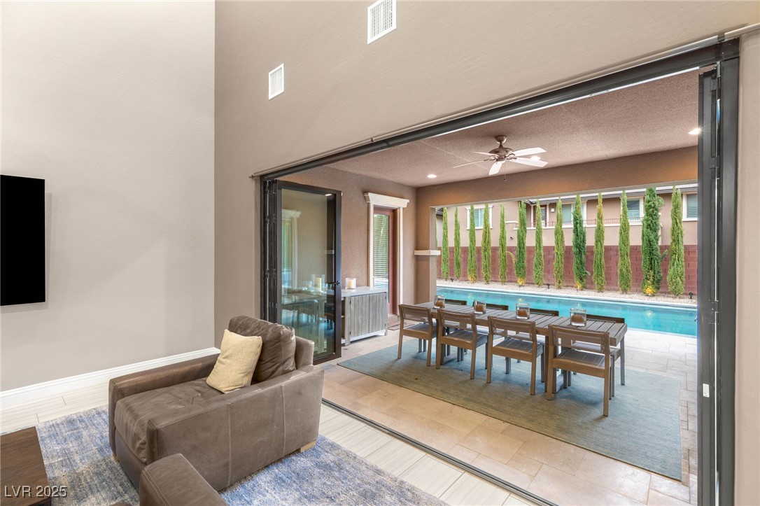 5676 CORONA VISTA Street