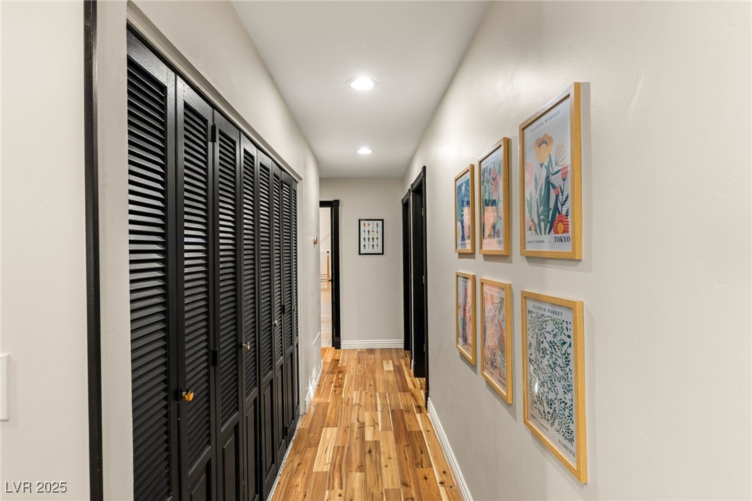 200 STONEWOOD Court