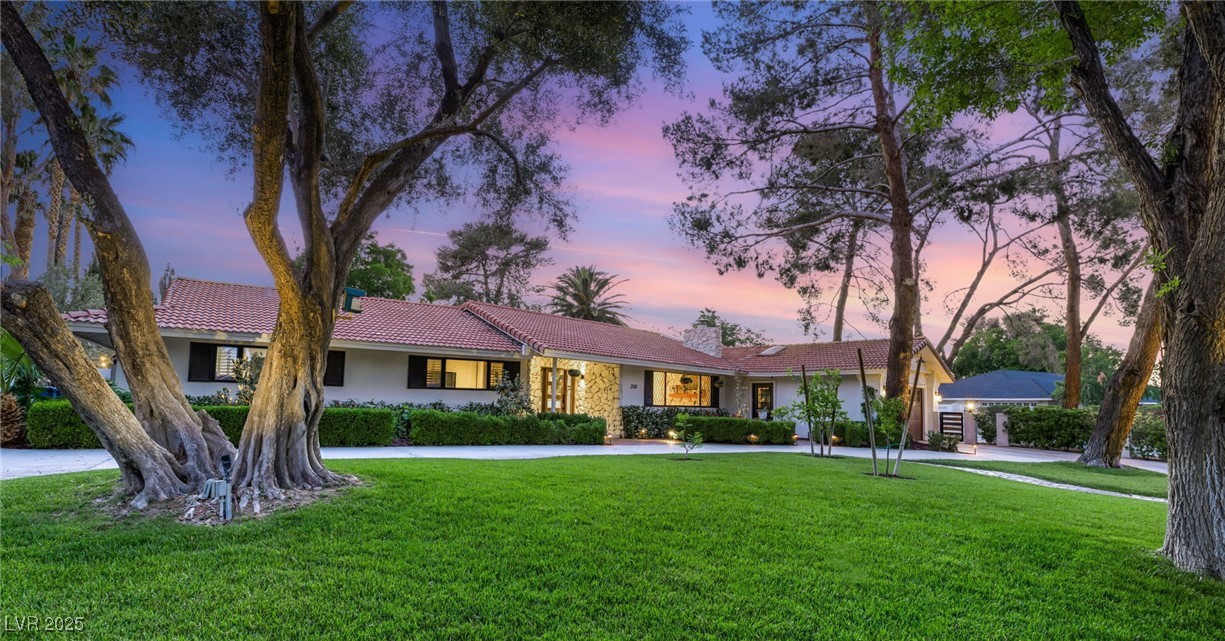 200 STONEWOOD Court