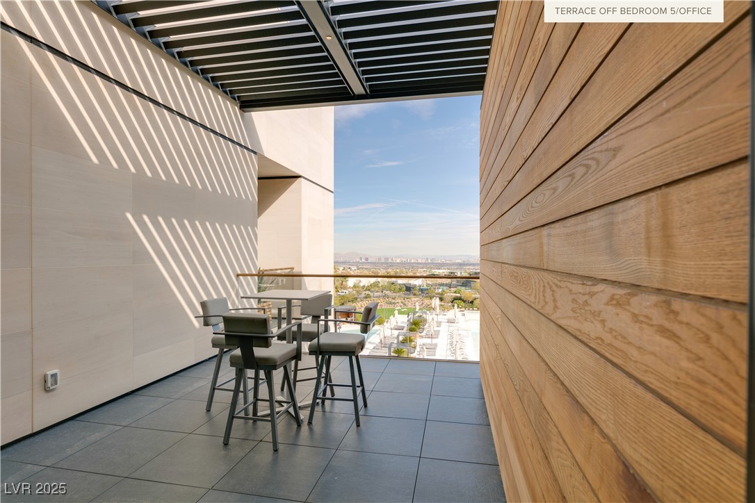 11660 Summit Club Drive 204