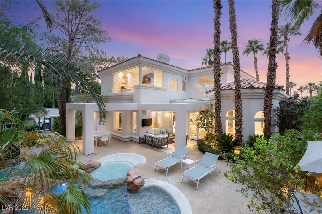 8109 Moonstone Circle