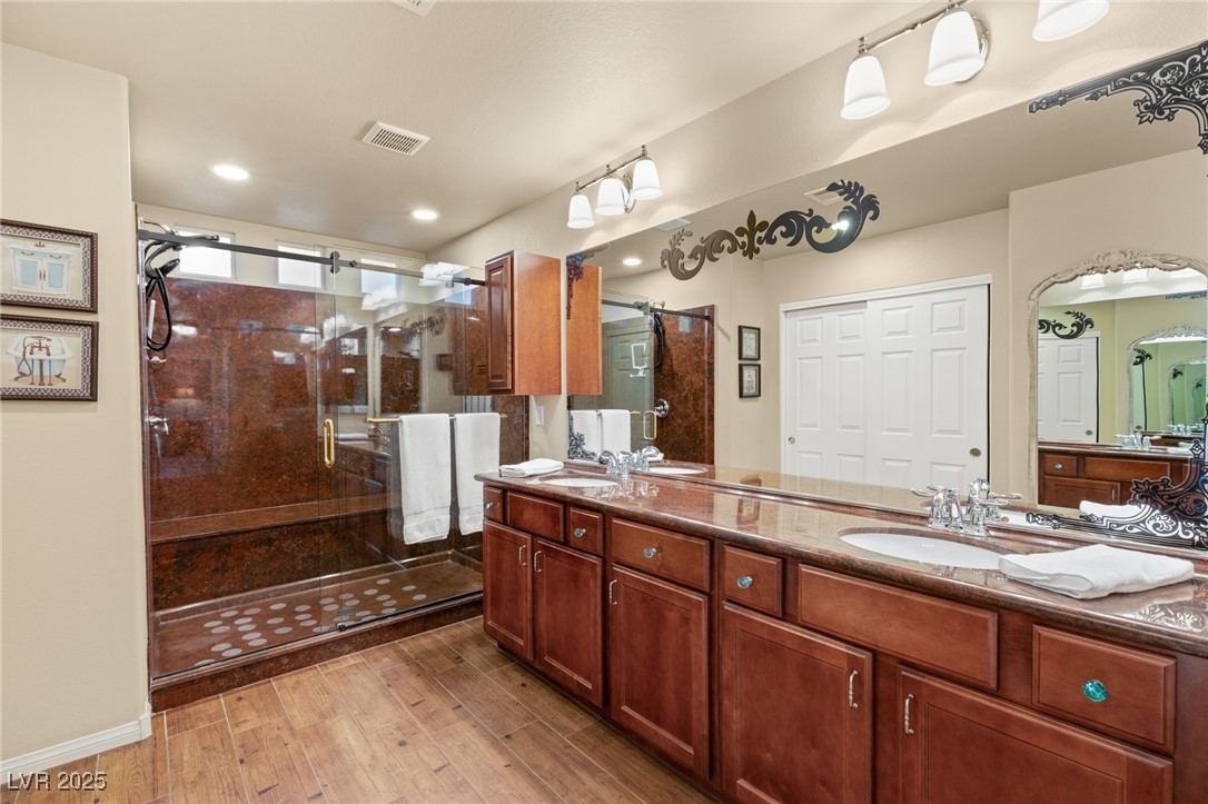 6595 Creekside Cellars Court