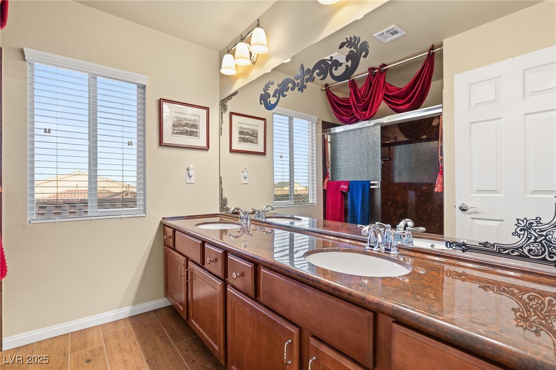6595 Creekside Cellars Court