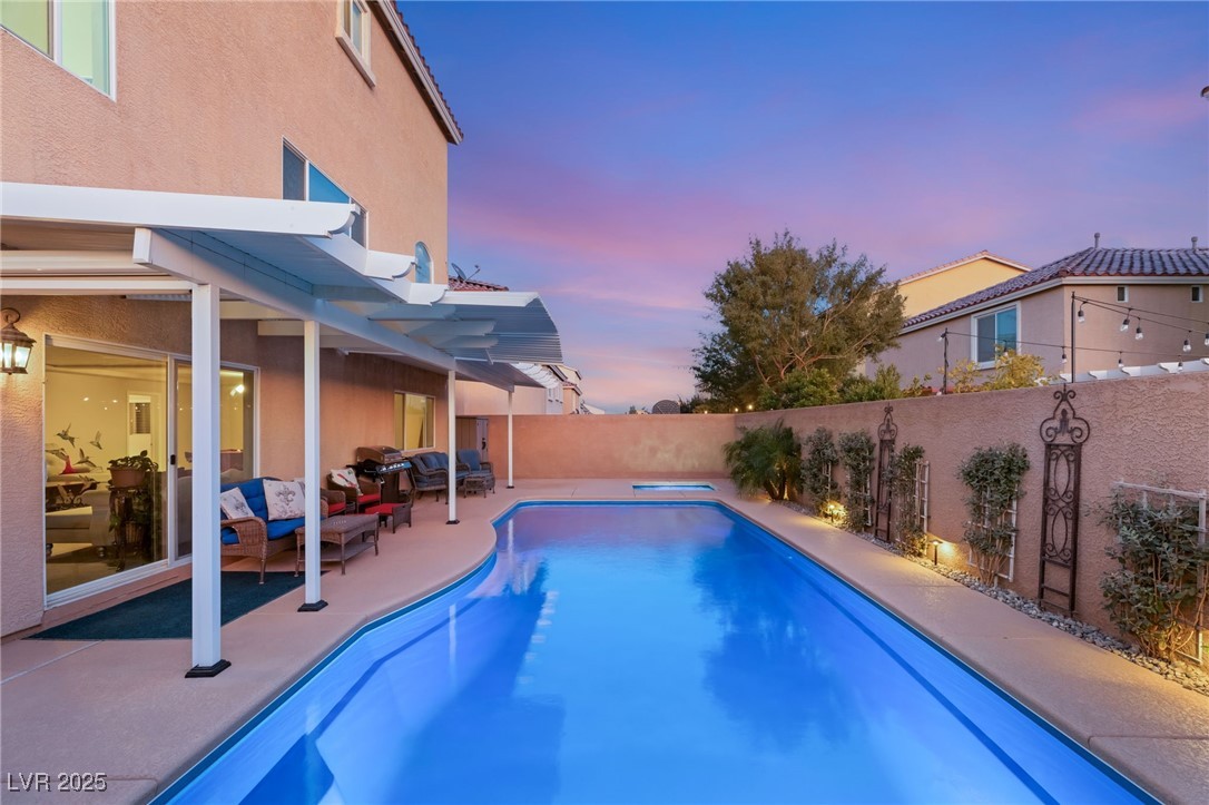 6595 Creekside Cellars Court