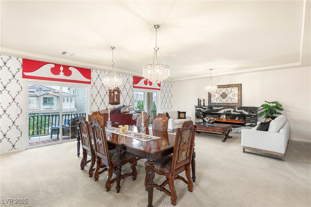 6595 Creekside Cellars Court