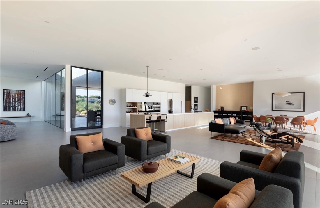 39 Crested Cloud Way
