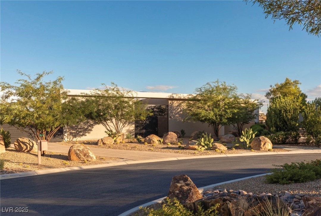 39 Crested Cloud Way